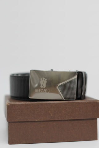 Crest Logo Leather Belt